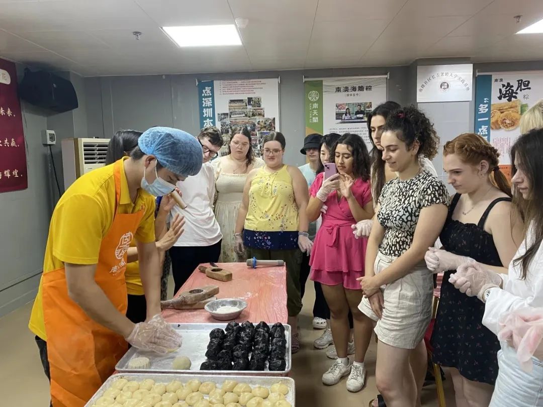培训动态,弘扬传统文化共庆中秋佳节弘扬传统文化共庆中秋佳节,国培中心
